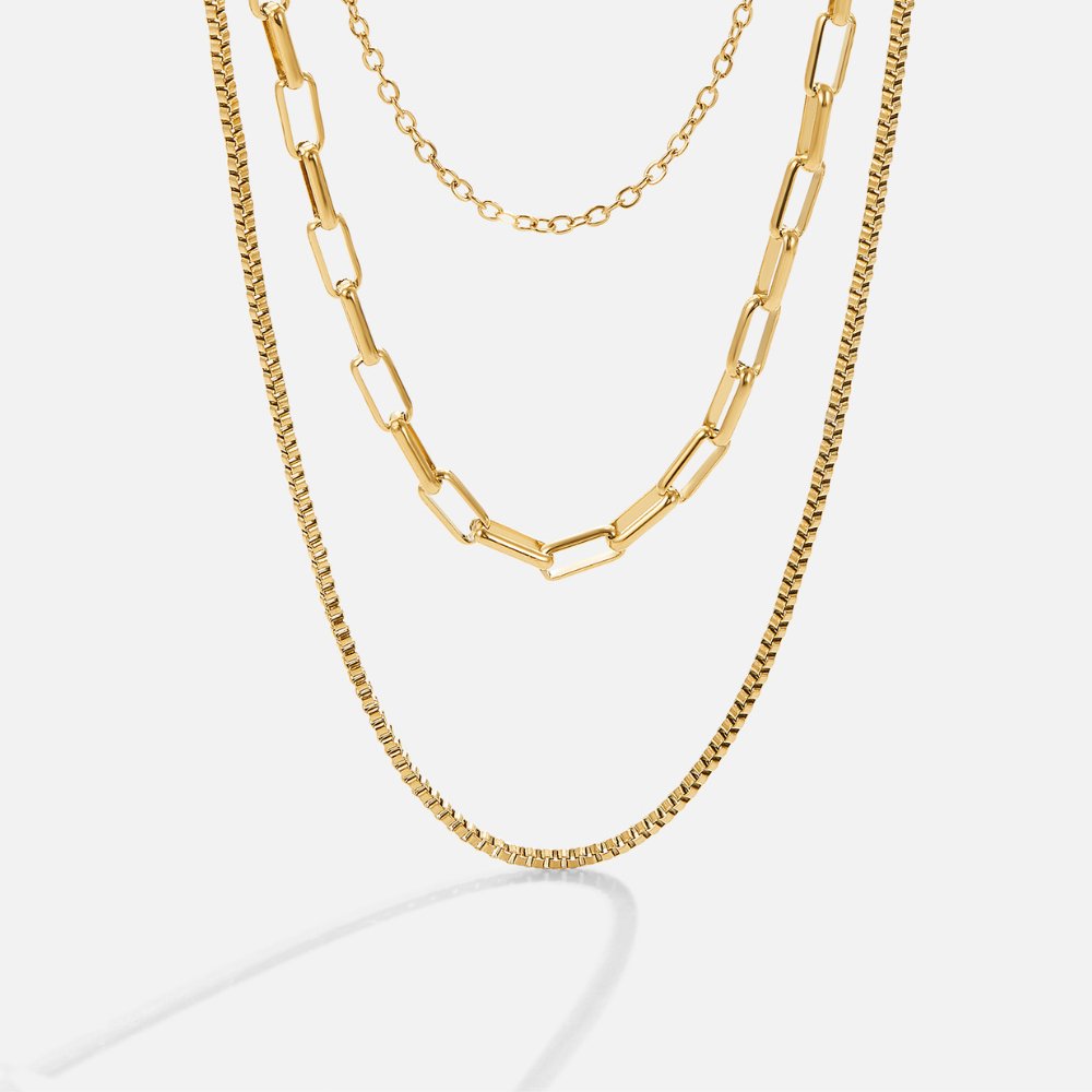 miela-layered-chain-necklace-719595_32bcfb38-a77f-41ce-99bc-c158441e0662.jpg